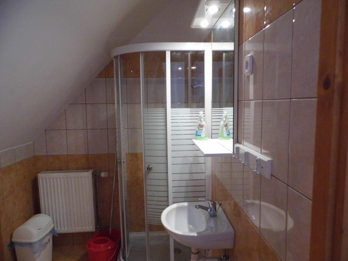 Bakonyi Apartmanház Eplény Extérieur photo